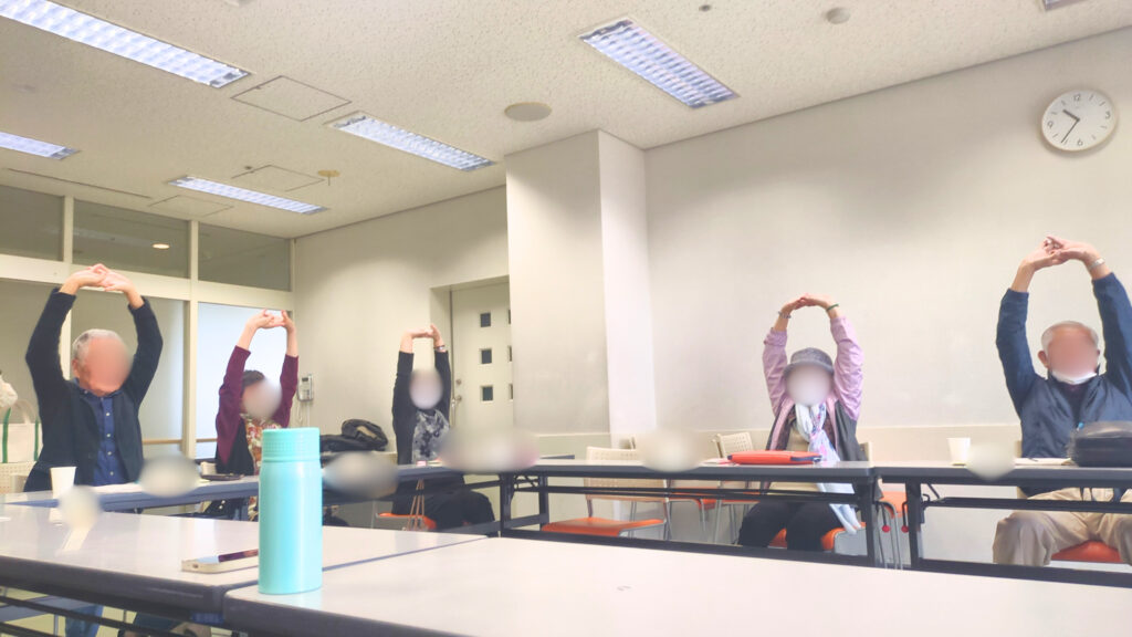 肩のストレッチ